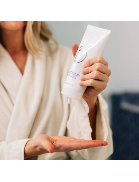 ZO Skin Health by Zein Obagi Hydrating Cleanser Normal to Dry Skin Очищающий увлажняющий гель для сухой и чувствительной кожи