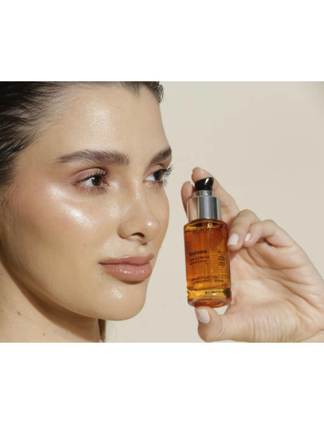 Academie 12h Radiance Serum Абрикосова сироватка-сяйво