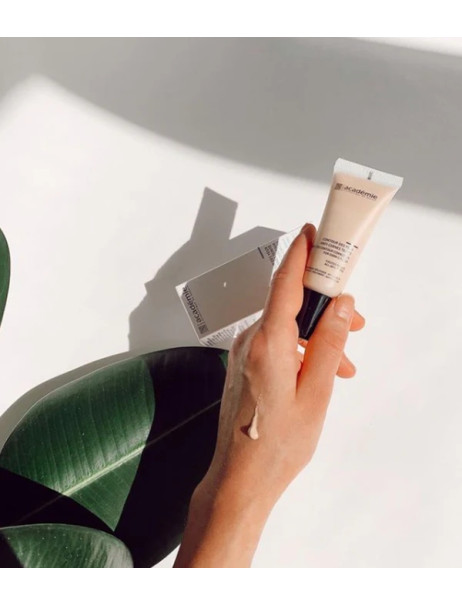 Academie Tinted Eye Contour Corrector For Dark Circles Крем-консиллер для контура глаз