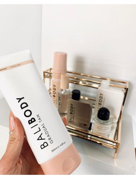 Лосьйон для тіла з ефектом засмаги Bali Body Gradual Tan