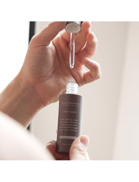 Bioelements Daily Meds Сироватка з кислотами та ніациномідом для лікування акне