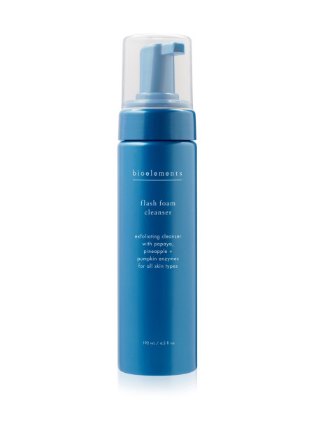 Bioelements Flash Foam Cleanser Очищуюча пінка для всіх типів шкіри