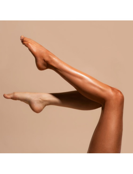 By Terry TEA to TAN Face & Body Рідина для ефекту легкої засмаги з дозатором