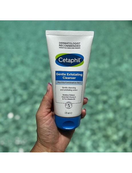 Cetaphil Gentle Exfoliating Cleanser Ніжний гель-ексфоліант для очищення сухої, масної та комбінованої шкіри обличчя