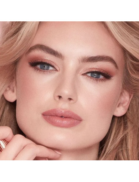 Charlotte Tilbury Cheek to Chic Blusher Румяна