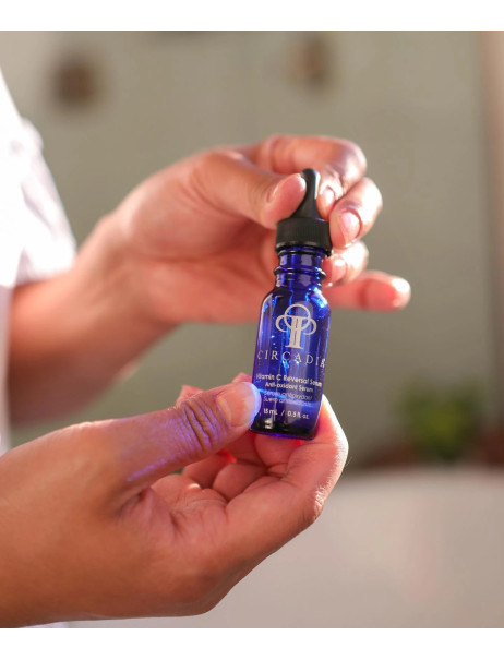 Vitamin C Reversal Serum от Circadia для осветления и восстановления кожи