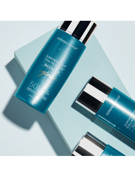 Крем для лица с SPF 50 Colorescience Glow