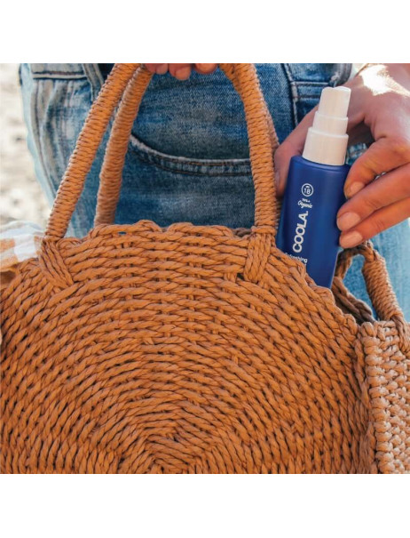 Coola Full Spectrum 360 Refreshing Water Mist Sunscreen SPF 15 Сонцезахисний спрей для обличчя