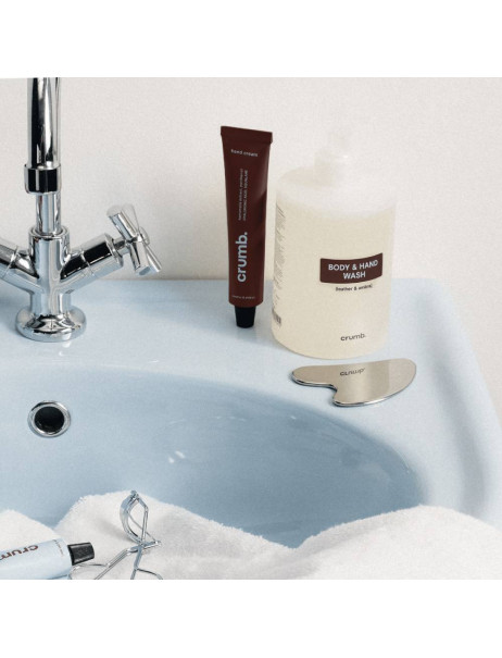 Crumb Body Wash Leather & Ambra Гель для душу