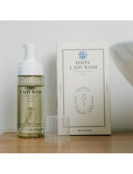 CU Skin Dr. Solution Daisy Lady Wash Веганская пенка для интимной гигиены с запасным блоком