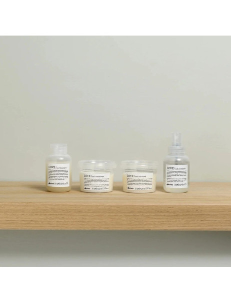 Davines LOVE Curl Revitalizer Незмивний cпрей-ревіталайзер для контролю завитків
