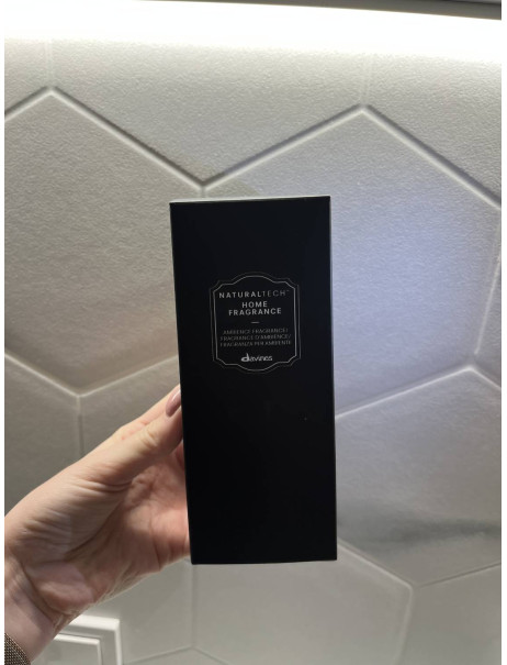 Davines Elevating Fragrance Perfumed Home Spray