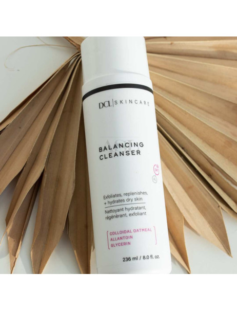 DCL Balancing Cleanser Мультифункціональний кремовий очисник для сухої шкіри