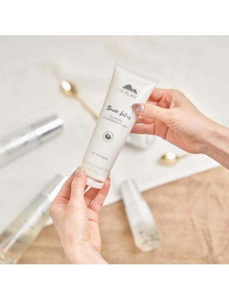 DR.PLANT Snow White Moisturizing Cleansing Foam Зволожуюча пінка для вмивання
