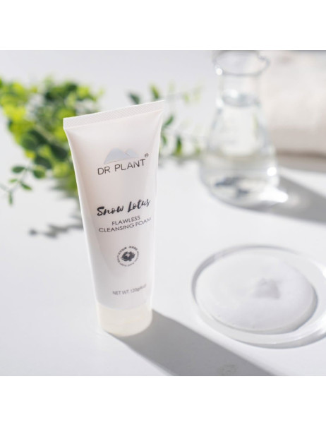 DR.PLANT Snow White Moisturizing Cleansing Foam Зволожуюча пінка для вмивання