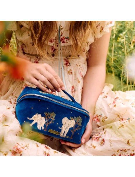 Elizabeth Scarlett Velvet Cosmetic Bag Blue Elephants Оксамитова косметичка, синя зі слониками
