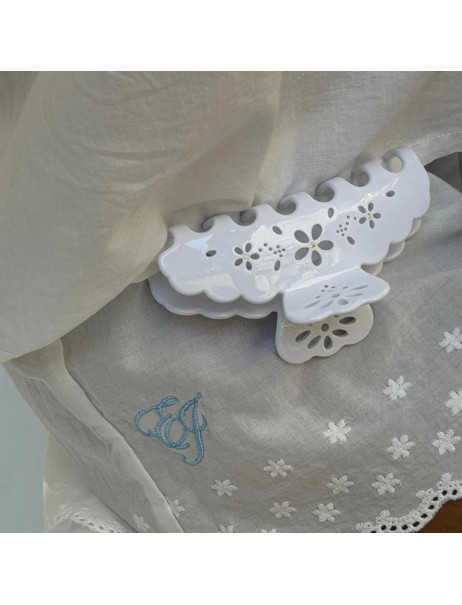 Emi Jay Big Effing Clip in Blanc Fleur Eyelet Большой крабик для волос