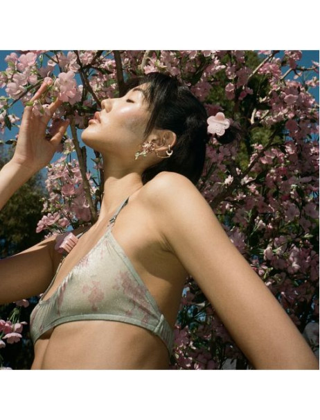 Emi Jay Midi Blossom Clip in Rose Milk