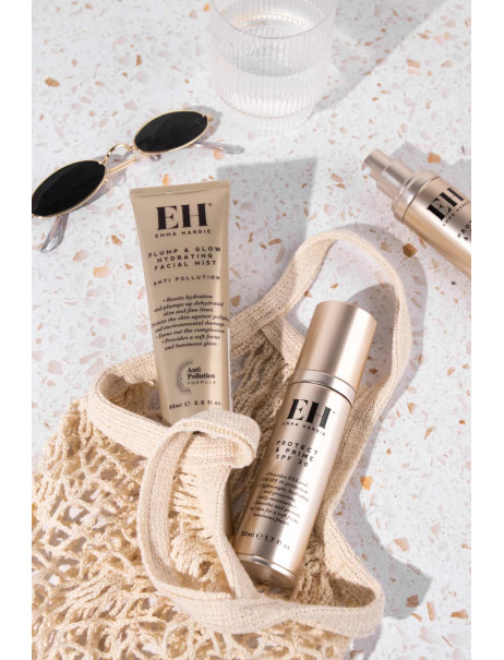 Emma Hardie Protect And Prime SPF 30 Сонцезахисний засіб для обличчя