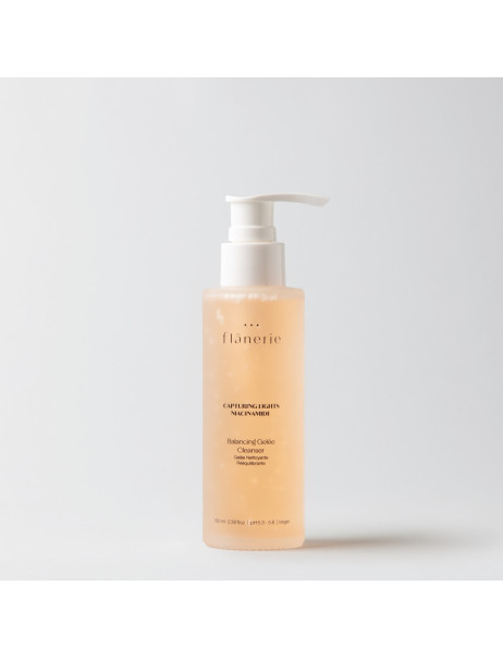Flanerie Balancing Gelée Cleanser Балансирующий гель для умывания с ниацинамидом