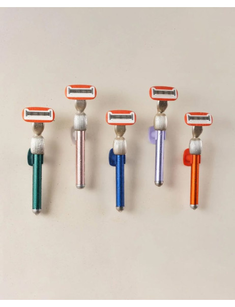 Fler The Razor Starter Set Midnight Classy and magnetic Стартовый набор средств для бритья Полночь – изысканный и магнетический