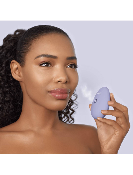 Geske Facial Hydration Refresher Електронний освіжувач для зволоження обличчя 4 в 1