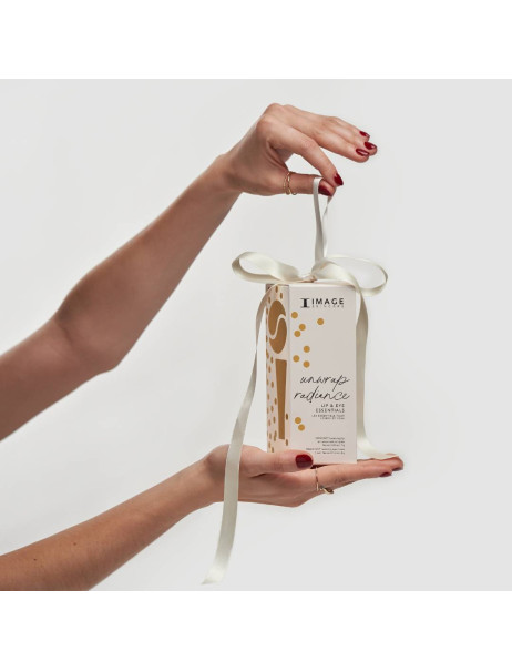 Image Skincare Unwrap Radiance Подарочный набор Деликатный уход