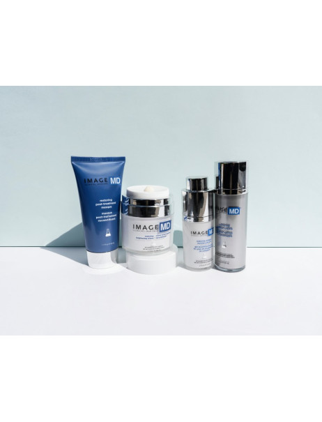 Image Skincare MD Restoring Brightening Crème Освітлюючий крем
