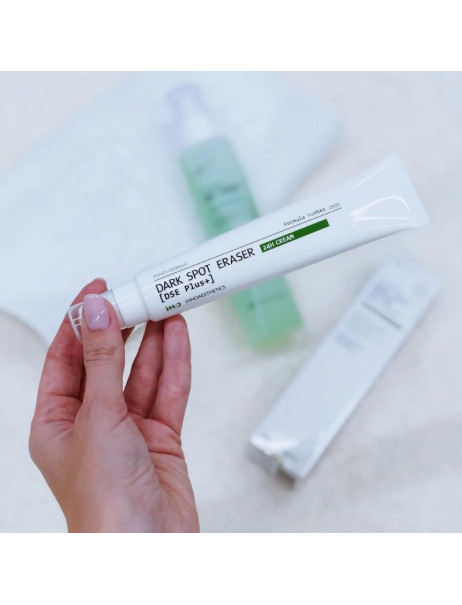 Innoaesthetics Inno-Derma Dark Spot Eraser 24H Cream Крем з кислотами, ретинолом для освітлення шкіри
