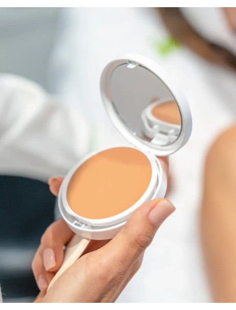 Innoaesthetics Inno-Epigen Coverage 3.0 SPF 50 Кушон з захистом SPF 50+ та HEVL