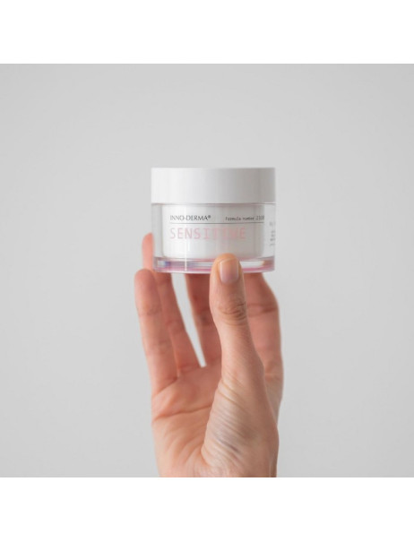 Innoaesthetics Inno-Derma Sensetive Cream Легкий крем для дуже чутливої шкіри