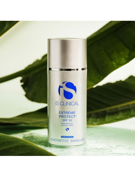 iS Clinical SPF 30 защитный крем от солнца
