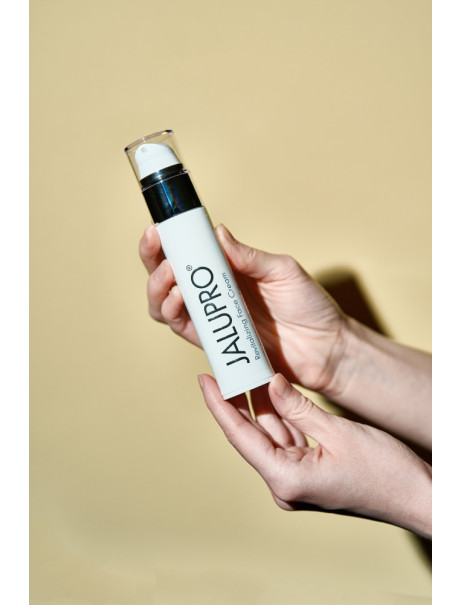 Jalupro Revitalizing Anti-aging Face Cream SPF20 Крем антивіковий з амінокислотами, гіалуроновой кислотой и вітамінами