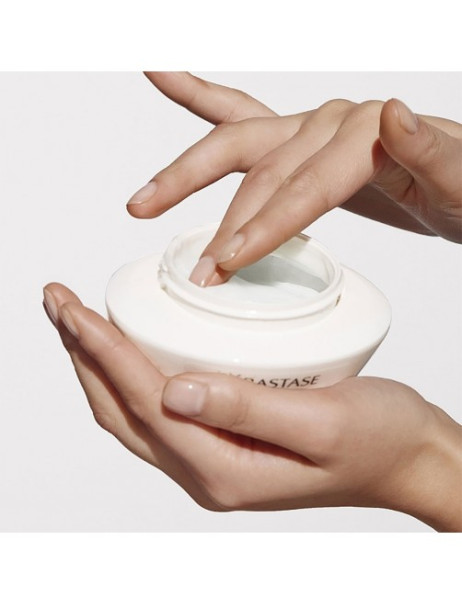 Kerastase Nutritive Masquintense Riche Насыщенная маска для глубокого питания волос