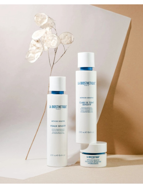 Молочко що очищає La Biosthetique Sensitif