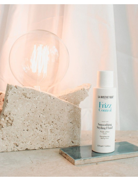 La Biosthetique Frizz Control Smoothing Styling Fluid Стайлинговый флюид для гладкости и эластичной стойкости укладки