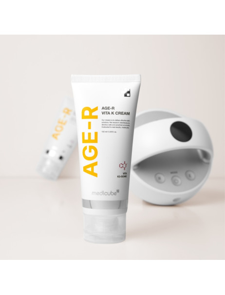 Medicube AGE-R Vita K Cream Зволожувальний антивіковий крем для обличчя та тіла з вітаміном К