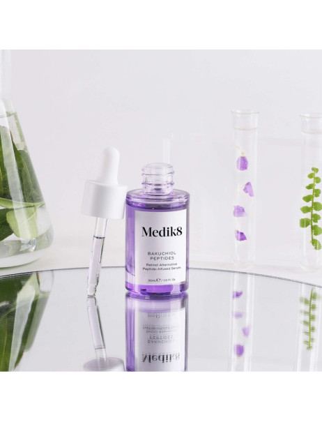 Medik8 Bakuchiol Peptides Антивікова пептидна сироватка з бакучиолом