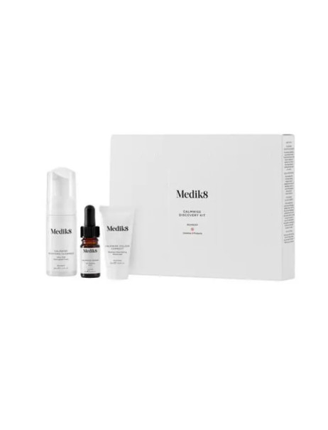 Medik8 Calmwise Soothing Cleanser Очищаюча пінка для чутливої шкіри