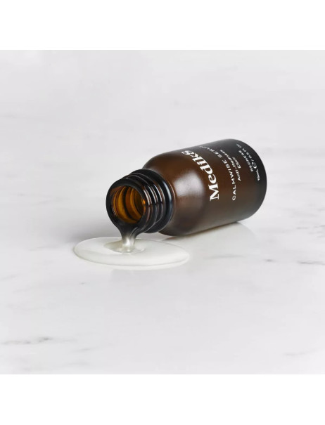 Medik8 Calmwise Serum Еліксир проти почервоніння