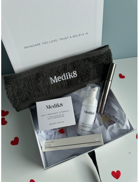 Medik8 Valentine Day Kit Лімітований подарунковий набір для денного догляду за обличчям