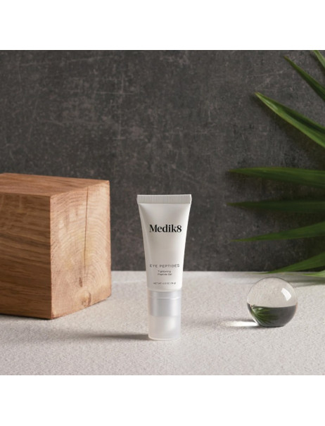 Medik8 Peptide Eye Lift Лифтинг-сыворотка для кожи вокруг глаз