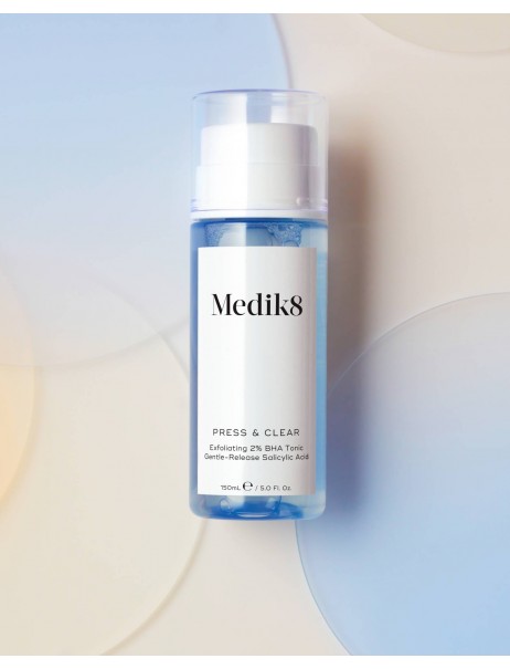 Medik8 Press & Clear Exfoliating 2% BHA Tonic Тонік з BHA для проблемної шкіри