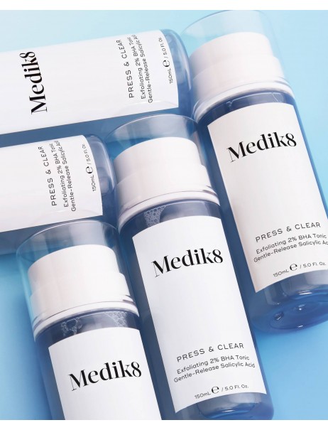 Medik8 Press & Clear Exfoliating 2% BHA Tonic Тонік з BHA для проблемної шкіри