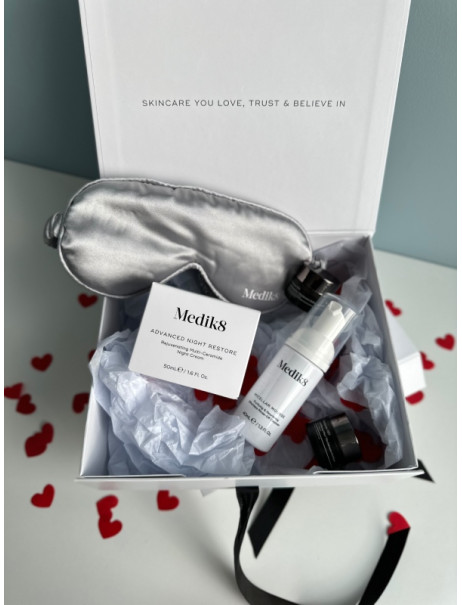 Medik8 Valentine Night Kit Лімітований подарунковий набір для нічного догляду за обличчям