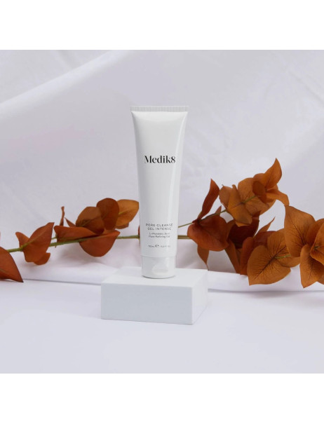 Гель для очищення та звуження пір Medik8 Pore Cleanse Gel Intense з L-миндальной кислотою