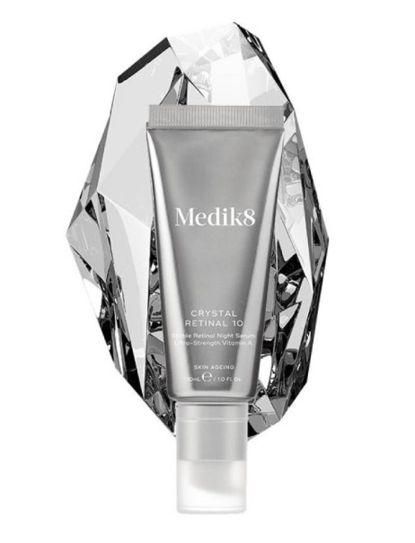 Medik8 Ночная сыворотка с ретиналем Crystal Retinal 10