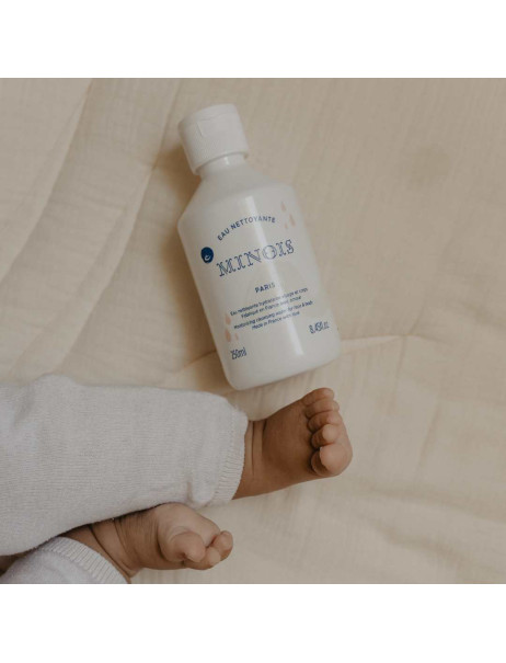 Minois Paris Moisturizing Cleansing Water Очищающая вода