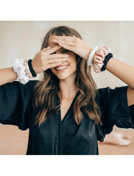 MOLODO Silk Scrunchie Mini Black Тонкая шелковая резинка для волос, черная