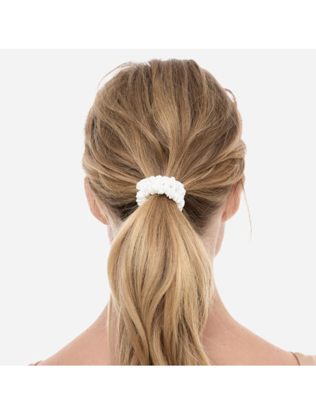 MOLODO Silk Scrunchie Mini Off White Тонкая шелковая резинка для волос, молочная